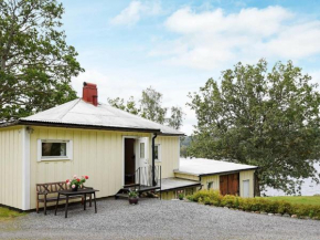 5 person holiday home in BULLAREN, Tänum